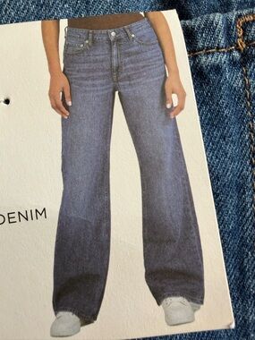 NWT Aero high rise wide leg jeans